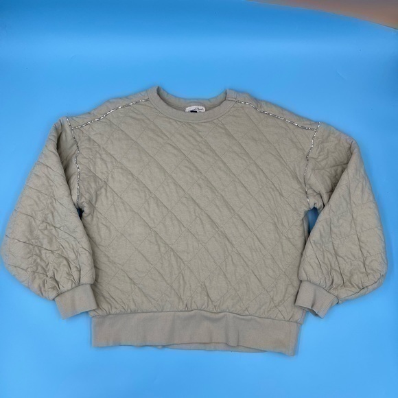 Universal Thread Sweaters - Universal Thread Quilted Crewneck Sweatshirt
